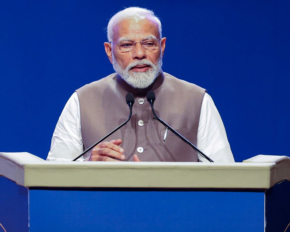 PM Modi asks automakers to bring global best practices to India, focus on clean mobility